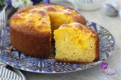 Torta Nua Con Crema Pasticcera Che Non Affonda Cibo Che Passione