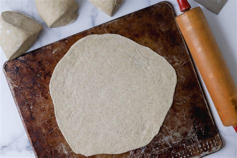 Easy Homemade Rye Pizza Dough - Hälsa Nutrition