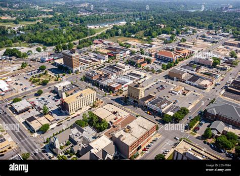 Tuscaloosa alabama downtown aerial black hi-res stock photography and ...