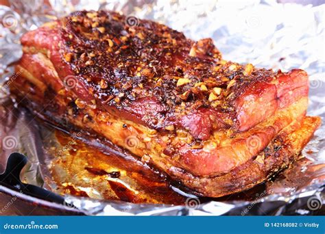 Bistecca Arrostita Affettata Di Striploin Del Barbecue Delle Costole Di