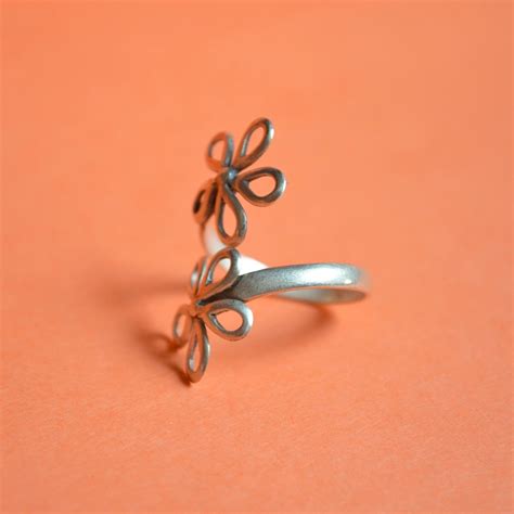 Silver Flower Design Ring | Fancy Ring - Rings - FOLKWAYS