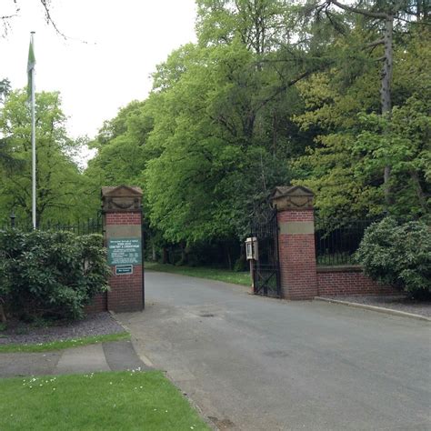 Robin Hood Cemetery And Crematorium In Solihull West Midlands Find A