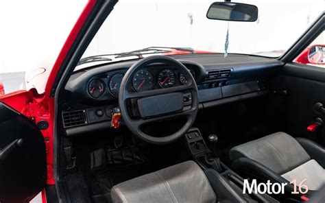 Porsche 911 Carrera RS 1991. Imágenes interior - Motor16