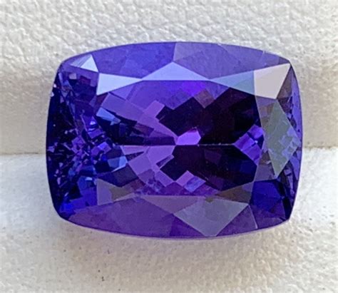 840 Carats Tanzanite Gemstone