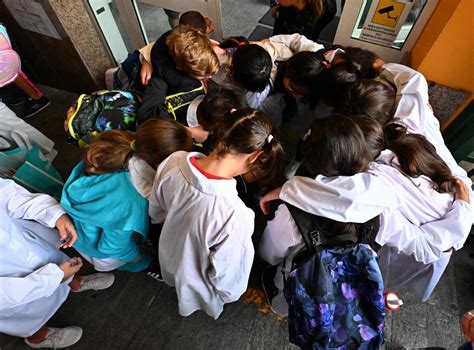 Educazione affettiva a scuola Fari sulla disparità di genere così la