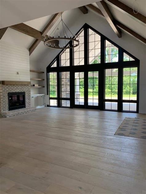 Barndominium Living Mixing Luxury And Rustic Charm Barn Style House