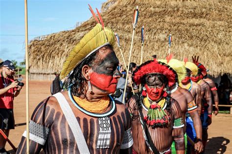 Brasile Nasce L Alleanza Degli Indigeni Anti Bolsonaro DIRE It