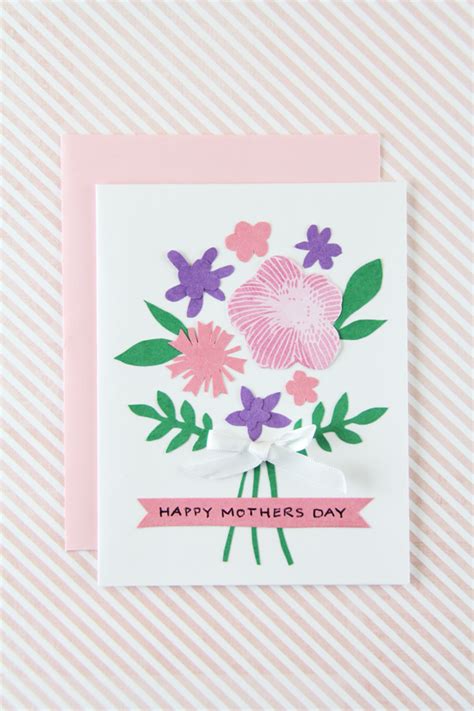 Tutorial | Mother’s Day Card with Flowers – Scrap Booking