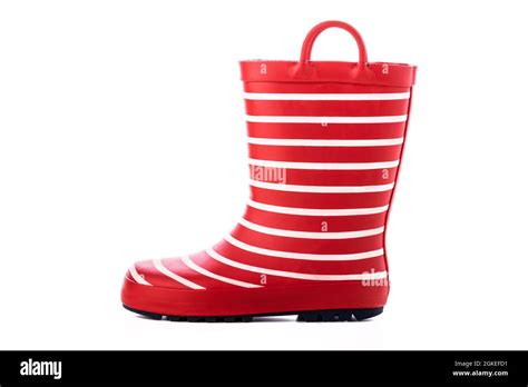 Botas De Goma De Rayas Rojas Para Ni Os Para Lluvia Aisladas Sobre