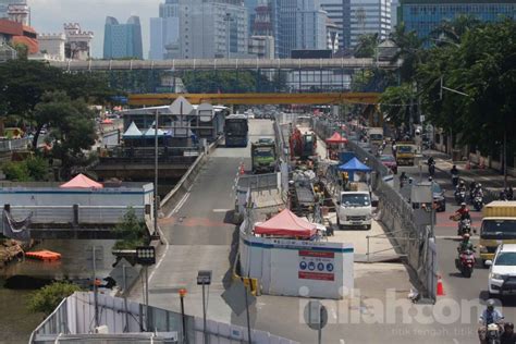 Foto Pembangunan MRT Jakarta CP 202 Harmoni Mangga Besar Capai 9 87 Persen