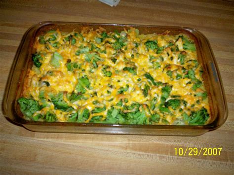 Too Easy Cheesy Chicken Broccoli And Rice Casserole Recipe