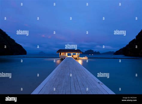 Miniloc island resort hi-res stock photography and images - Alamy