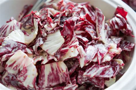 Cremiger Winterlicher Radicchio Salat Rezept Elle Republic