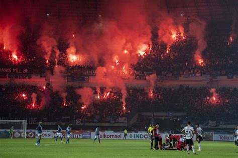 Kabar Duka Bobotoh Meninggal Dunia Di Stadion Gbla Usai Pertandingan