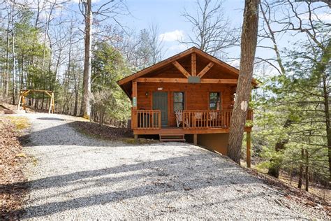 Dogwood — Buckeye Cabins