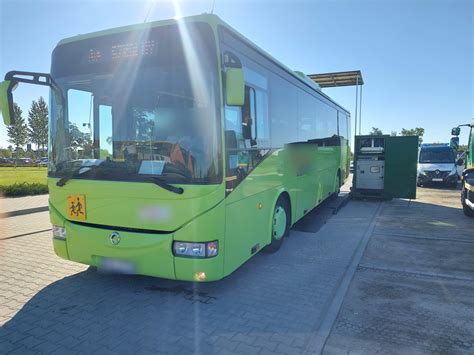 Bezpieczna Droga Do Szko Y Kontrole Autobus W Szkolnych Na Dolnym