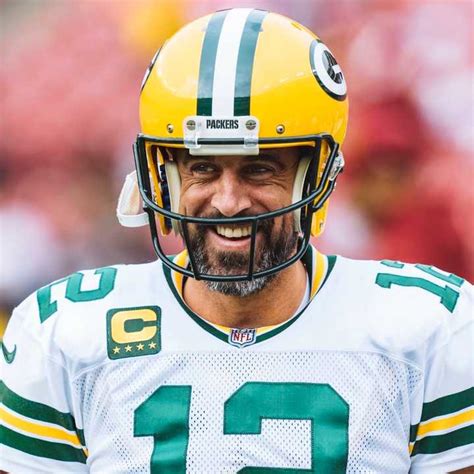 Aaron Rodgers Lands In Nj Introduced As New Jets Qb Jersey City