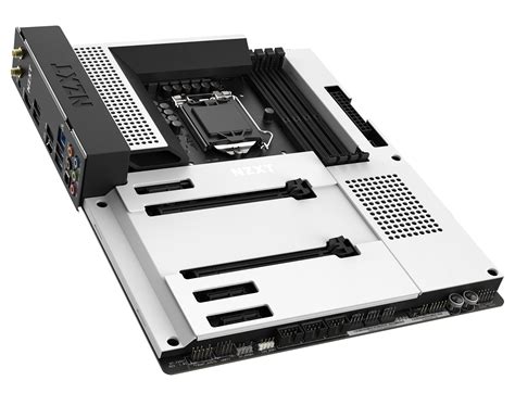 NZXT N7 Z490 Motherboard Review: Shrouds Everywhere | Tom's Hardware