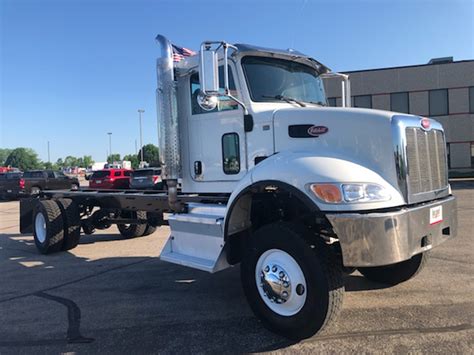 2016 Peterbilt 337 Truck Country