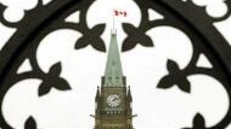 Peace Tower flag-lowering motion passes | CBC News