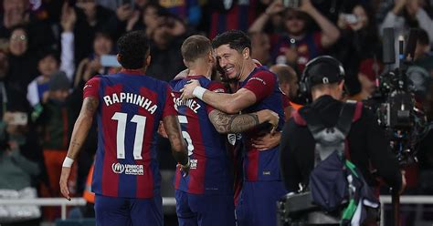 Lewandowski Double Rescues Barca Atletico Beat Villarreal Prothom Alo