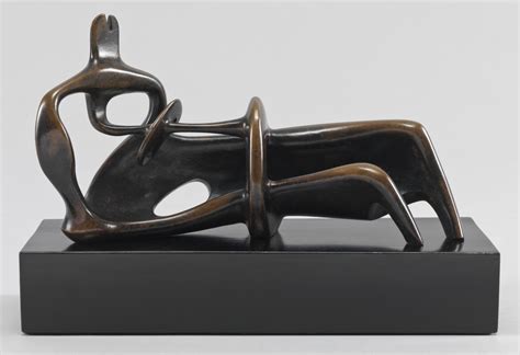 Henry Moore Om Ch Reclining Figure Cast Henry Moore