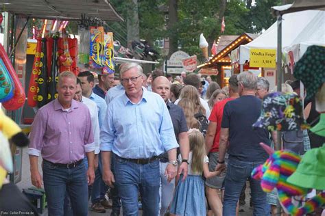 Wirtschaftsminister Dr Bernd Althusmann Besuchte Den M Dener