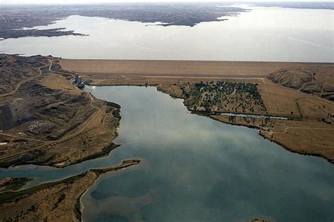 Fort Peck Lake