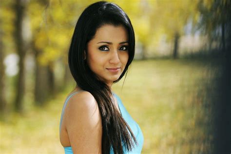 Trisha Krishnan Wallpapers - Top Free Trisha Krishnan Backgrounds ...