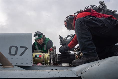 Dvids Images Helicopter Sea Combat Squadron Conducts Maintenance