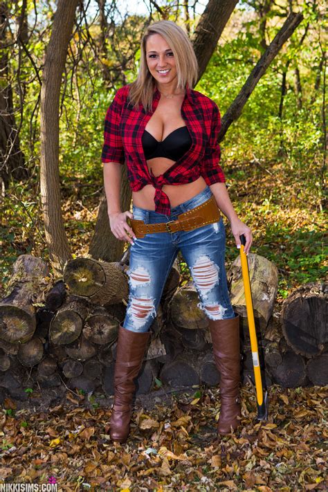 Perfect Nikki Posing Outdoors Like A Sexy Lumberjack Porn Pictures Xxx Photos Sex Images