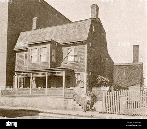 Old school building, london hi-res stock photography and images - Alamy