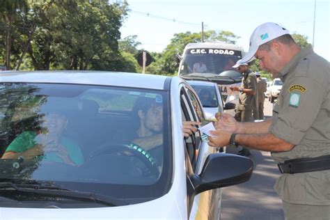 Detran MS fiscaliza veículos de CFCs em Campo Grande Detran MS