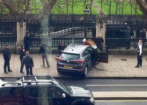 Londra Attacco A Westminster Il Fotoracconto La Repubblica