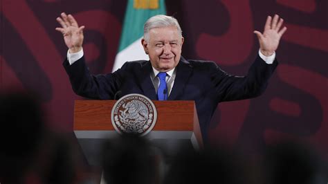 AMLO revela que ya habló con Claudia Sheinbaum tras convertirse en la