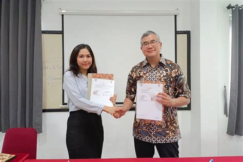 Penandatanganan MoU Antara Universitas Esa Unggul Dan Pemerintah