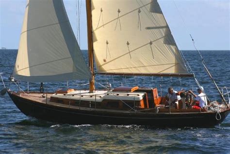 32 Classic Sloop Sunshine Boating