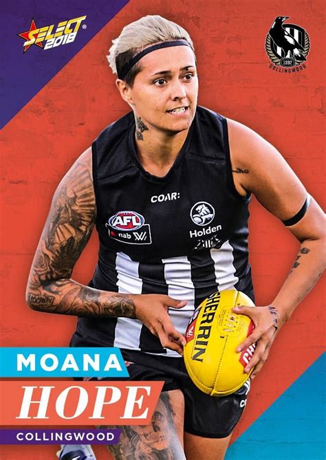 Pin By Angela Turra On Aflw Woman Football Womens Football