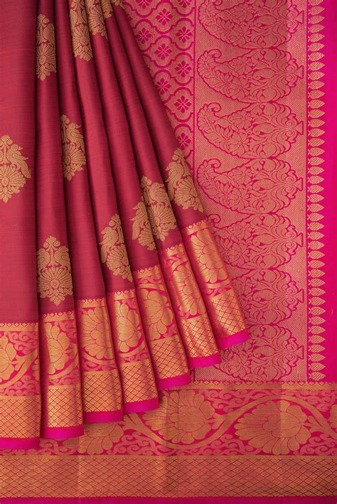 Maroon Kanchipuram Silk Saree In 2020 Silk Sarees Nalli Silk Sarees