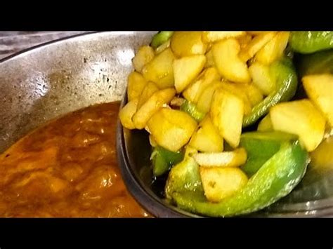 Aalu Simala Mirch Tamatar Ki Sabji How To Make At Aalu Simala Mirch