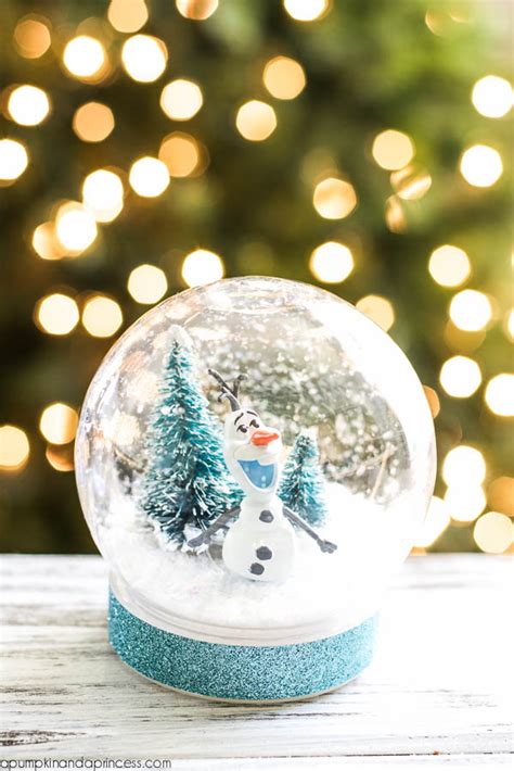 These 21 DIY Snow Globes Will Have You Jolly All Season Long