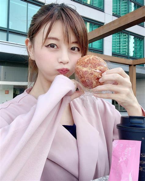 Satomiさんのインスタグラム写真 Satomiinstagram「うま〜🤤 ・ 私の大好きなシュークリーム！ Minus35