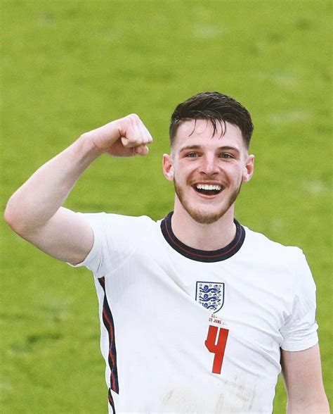 Pin By Apollo Bane On Declan Rice England Football Team Soccer