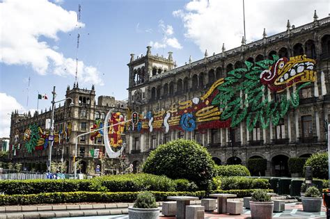 Zócalo CDMX Pasaje Zócalo Pino Suárez Estrella Roja Blog