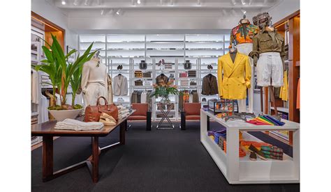 Ralph Lauren Opens New Luxury Store