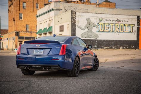 The 2019 Cadillac ATS-V coupe packs lots of fun and performance - CNET