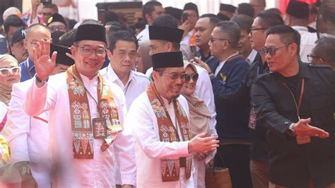 Ridwan Kamil Suswono Didampingi Pasangan Daftar Ke Kpud Vlix Id