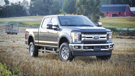 Ford Recalls 874 000 F 150 Super Duty Pickups Over Fire Risks Roadshow