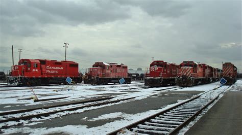 Railpictures Ca Paul Santos Photo Only 4 Axle Power Occupied The