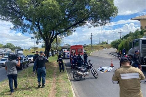 Mulher Morre Em Acidente Na Tancredo Neves